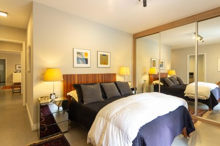 Apartamento à venda com 110m², 3 quartos e 1 vaga Apartamento à venda com 110m², 3 quartos e 1 vagaSuíte