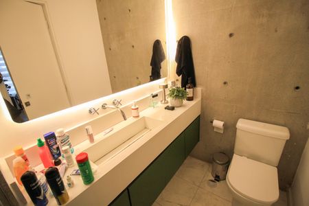 Apartamento à venda com 70m², 1 quarto e 2 vagasBanheiro