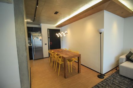 Apartamento à venda com 70m², 1 quarto e 2 vagasSala