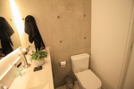Apartamento à venda com 70m², 1 quarto e 2 vagasBanheiro
