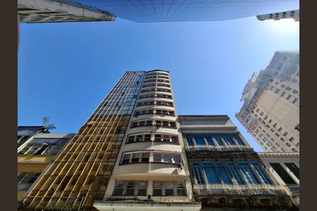 Apartamento à venda com 40m², 1 quarto e sem vaga Apartamento à venda com 40m², 1 quarto e sem vagaFachada