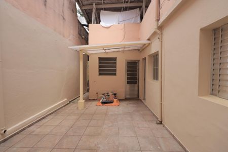 Casa para alugar com 40m², 1 quarto e sem vagaQuintal