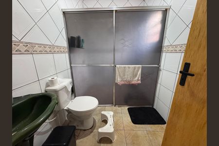 Casa à venda com 166m², 3 quartos e 2 vagasBanheiro