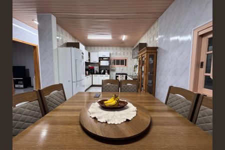 Casa à venda com 166m², 3 quartos e 2 vagasSala de Jantar