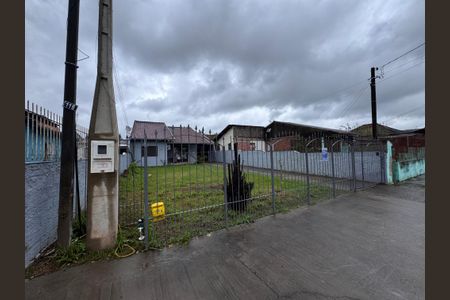 Casa à venda com 166m², 3 quartos e 2 vagasFachada