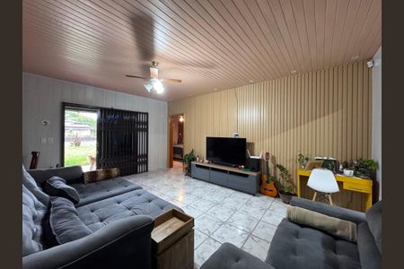 Casa à venda com 166m², 3 quartos e 2 vagasSala