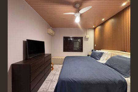 Casa à venda com 166m², 3 quartos e 2 vagasSuíte