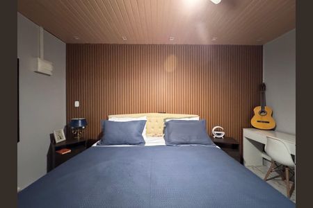 Casa à venda com 166m², 3 quartos e 2 vagasSuíte