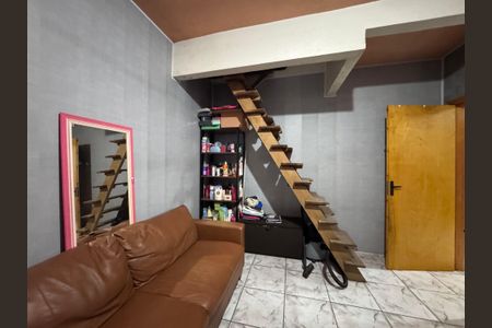 Casa à venda com 166m², 3 quartos e 2 vagasQuarto 1