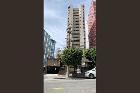 Apartamento para alugar com 88m², 3 quartos e 1 vagaFachada