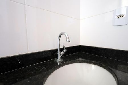 Apartamento para alugar com 76m², 2 quartos e 1 vaga Apartamento para alugar com 76m², 2 quartos e 1 vagaBanheiro