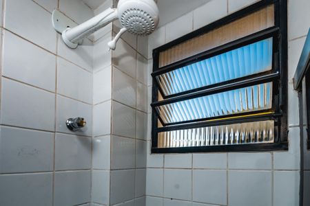 Apartamento à venda com 43m², 2 quartos e 1 vaga Apartamento à venda com 43m², 2 quartos e 1 vagaBanheiro