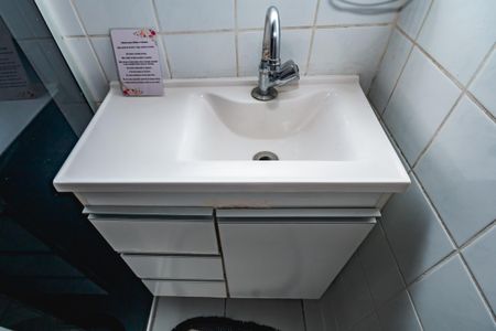 Apartamento à venda com 43m², 2 quartos e 1 vaga Apartamento à venda com 43m², 2 quartos e 1 vagaBanheiro