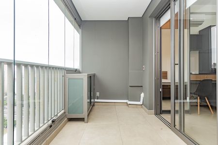Varanda de kitnet/studio para alugar com 1 quarto, 24m² em Liberdade, São Paulo