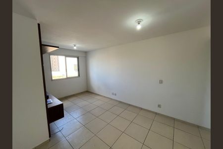 Sala  de apartamento para alugar com 2 quartos, 67m² em Ceilândia Sul (ceilândia), Brasília