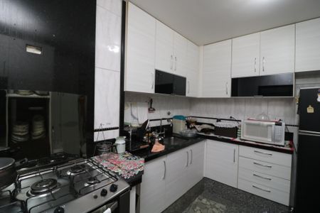 Apartamento à venda com 110m², 3 quartos e 2 vagasCozinha