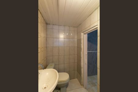 Banheiro de casa para alugar com 1 quarto, 80m² em Vila Carolina, São Paulo