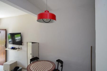 Sala de casa para alugar com 2 quartos, 86m² em Barra da Tijuca, Rio de Janeiro