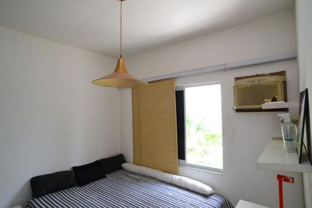 Quarto 1 de casa para alugar com 2 quartos, 86m² em Barra da Tijuca, Rio de Janeiro