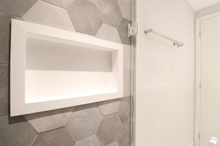 Banheiro de apartamento à venda com 1 quarto, 31m² em Água Branca, São Paulo