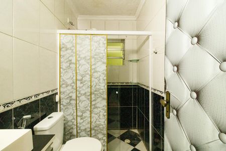 Banheiro de casa para alugar com 1 quarto, 140m² em Jardim Modelo, São Paulo