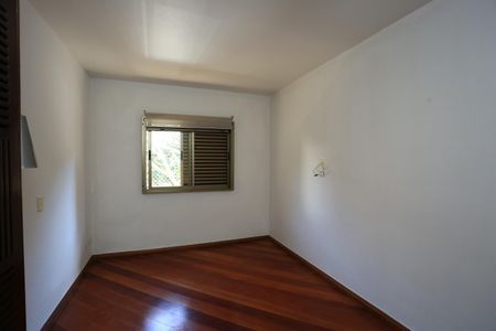 Casa à venda com 336m², 4 quartos e 4 vagas Casa à venda com 336m², 4 quartos e 4 vagasSuíte 4