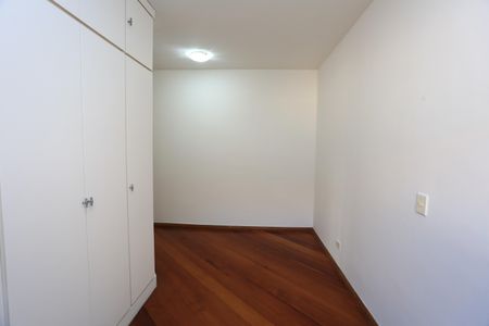 Casa à venda com 336m², 4 quartos e 4 vagas Casa à venda com 336m², 4 quartos e 4 vagasSuíte 3