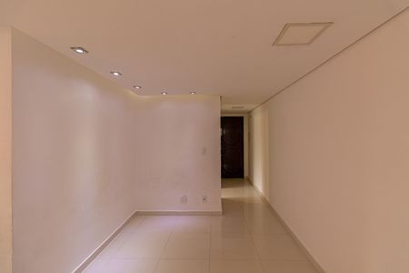 Sala de apartamento para alugar com 3 quartos, 70m² em Cidade Antônio Estevão de Carvalho, São Paulo