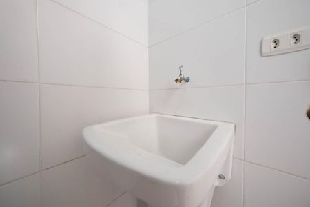 Casa de condomínio à venda com 83m², 2 quartos e 2 vagasÁrea de Serviço