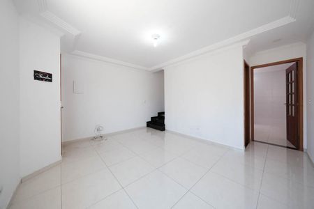 Casa de condomínio à venda com 83m², 2 quartos e 2 vagasSala