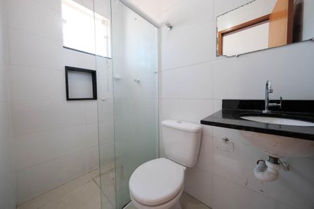 Casa de condomínio à venda com 83m², 2 quartos e 2 vagasBanheiro da Suíte 1