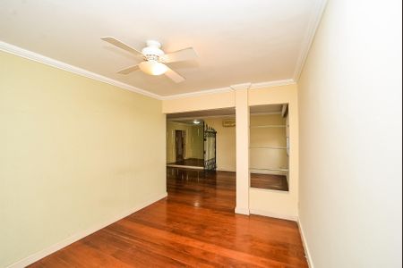 Apartamento à venda com 245m², 3 quartos e 2 vagas Apartamento à venda com 245m², 3 quartos e 2 vagasSala