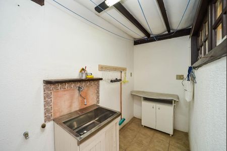 Apartamento à venda com 245m², 3 quartos e 2 vagas Apartamento à venda com 245m², 3 quartos e 2 vagasÁrea de Serviço 2