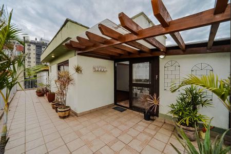 Apartamento à venda com 245m², 3 quartos e 2 vagas Apartamento à venda com 245m², 3 quartos e 2 vagasTerraço