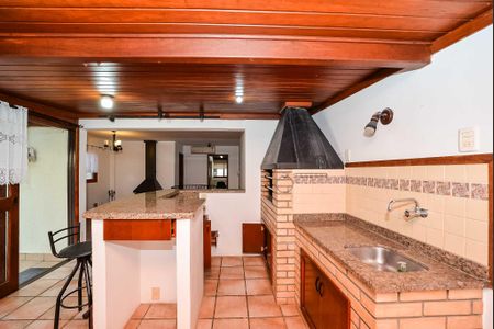 Apartamento à venda com 245m², 3 quartos e 2 vagas Apartamento à venda com 245m², 3 quartos e 2 vagasEspaço Gourmet