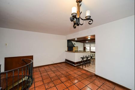 Apartamento à venda com 245m², 3 quartos e 2 vagas Apartamento à venda com 245m², 3 quartos e 2 vagasCobertura