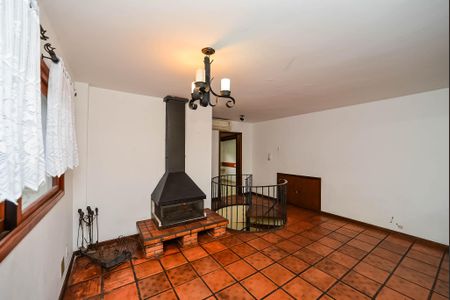 Apartamento à venda com 245m², 3 quartos e 2 vagas Apartamento à venda com 245m², 3 quartos e 2 vagasCobertura