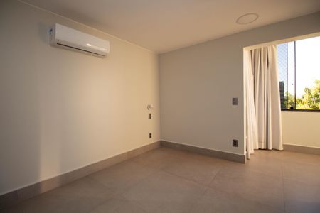 Apartamento para alugar com 165m², 3 quartos e 1 vaga Apartamento para alugar com 165m², 3 quartos e 1 vagaSuíte