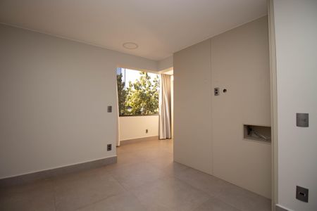 Apartamento para alugar com 165m², 3 quartos e 1 vaga Apartamento para alugar com 165m², 3 quartos e 1 vagaSuíte