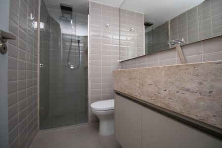 Apartamento para alugar com 165m², 3 quartos e 1 vaga Apartamento para alugar com 165m², 3 quartos e 1 vagaBanheiro Social