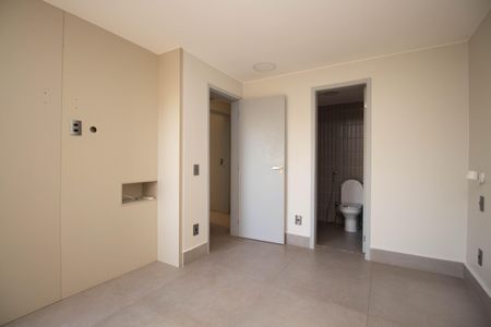 Apartamento para alugar com 165m², 3 quartos e 1 vaga Apartamento para alugar com 165m², 3 quartos e 1 vagaSuíte