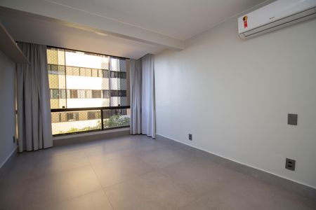 Apartamento para alugar com 165m², 3 quartos e 1 vaga Apartamento para alugar com 165m², 3 quartos e 1 vagaQuarto 1