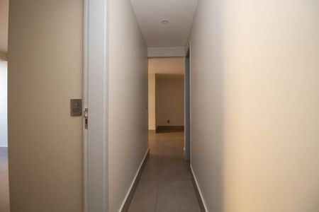 Apartamento para alugar com 165m², 3 quartos e 1 vaga Apartamento para alugar com 165m², 3 quartos e 1 vagaCorredor