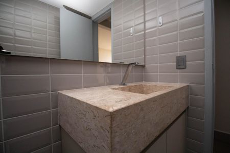 Apartamento para alugar com 165m², 3 quartos e 1 vaga Apartamento para alugar com 165m², 3 quartos e 1 vagaBanheiro Social