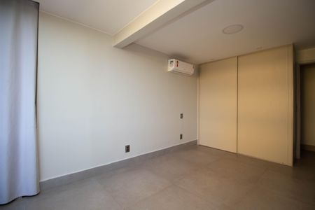 Apartamento para alugar com 165m², 3 quartos e 1 vaga Apartamento para alugar com 165m², 3 quartos e 1 vagaQuarto 1