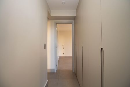 Apartamento para alugar com 165m², 3 quartos e 1 vaga Apartamento para alugar com 165m², 3 quartos e 1 vagaCorredor