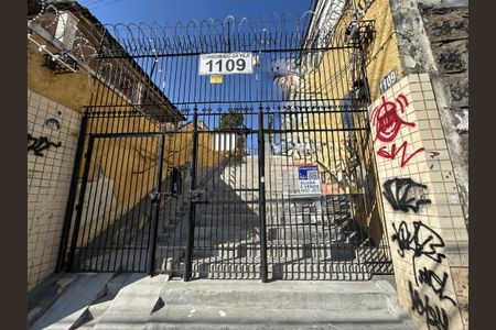 Casa à venda com 51m², 2 quartos e sem vagaFachada + plaquinha