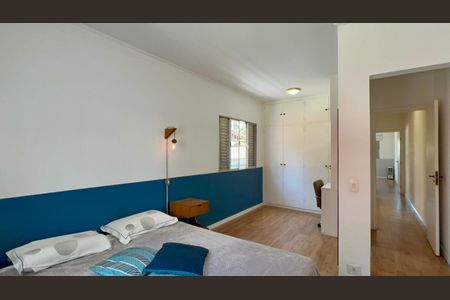 Casa à venda com 128m², 2 quartos e 1 vagaQuarto