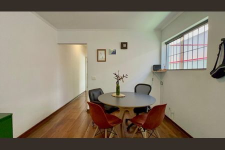 Sala de casa à venda com 2 quartos, 128m² em Vila Madalena, São Paulo