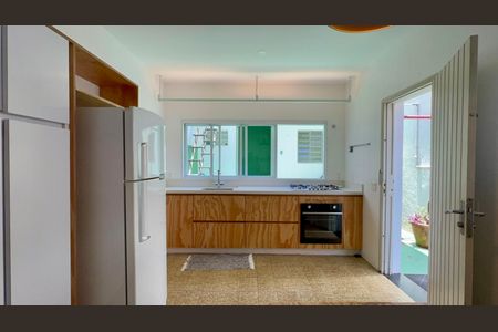 Casa à venda com 128m², 2 quartos e 1 vagaCozinha